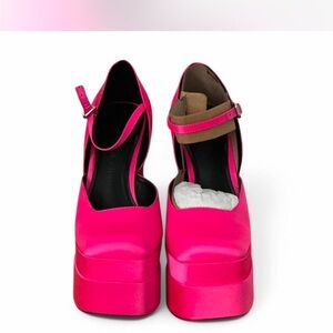 Gianni Bini Pink Platform Women's Shoes